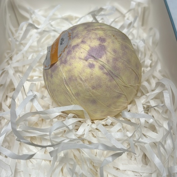 Bath Bomb Lemon - Picture 3 of 6